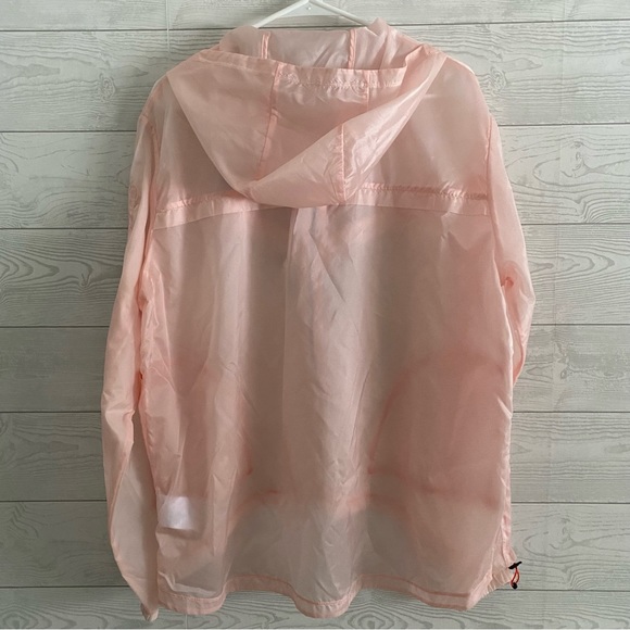 Nike Women's Woven Running Jacket - Picture 2 of 8